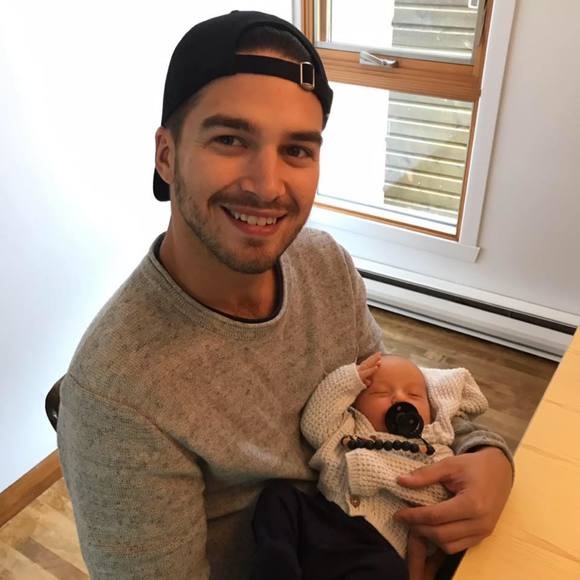 Meet your Posher, Antoine - Picture 1 of 1